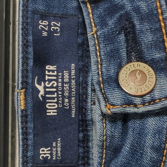 Hollister Low-Rise Boot Cut Jeans 3R - Picture 5 of 9